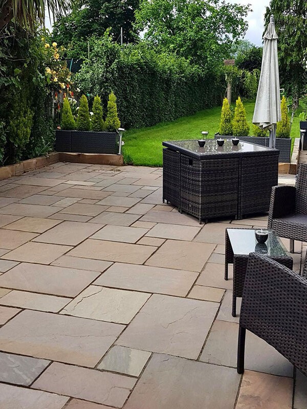 Camel Dust Indian Sandstone Paving Slabs - Mix Size Patio Pack