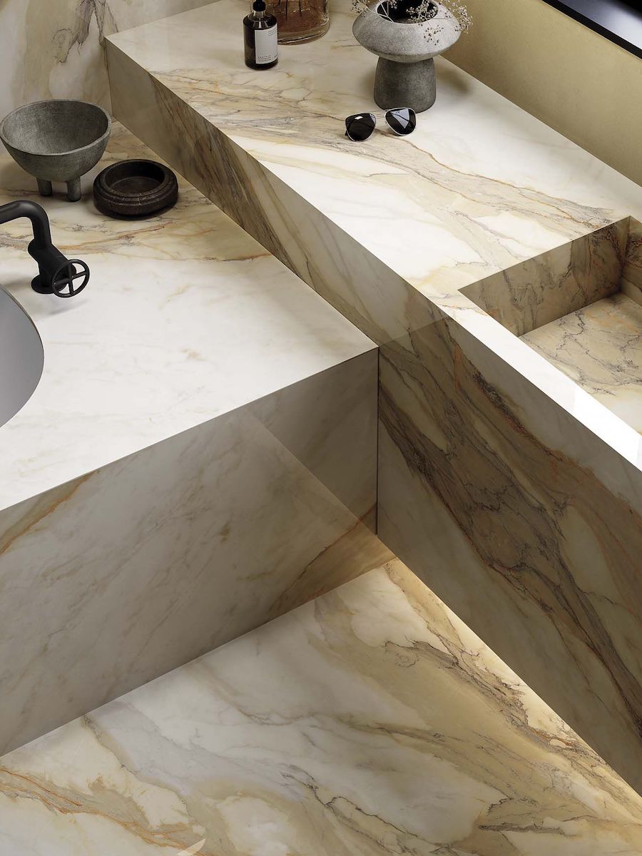Calacatta Hermitage Extra Large Italian Porcelain Slabs - 1600x3200mm