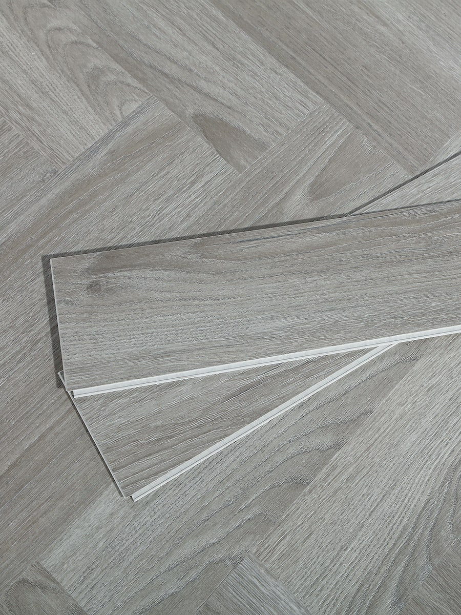 Chateau Grey Herringbone Click Vinyl Floor Tiles - 640x128mm