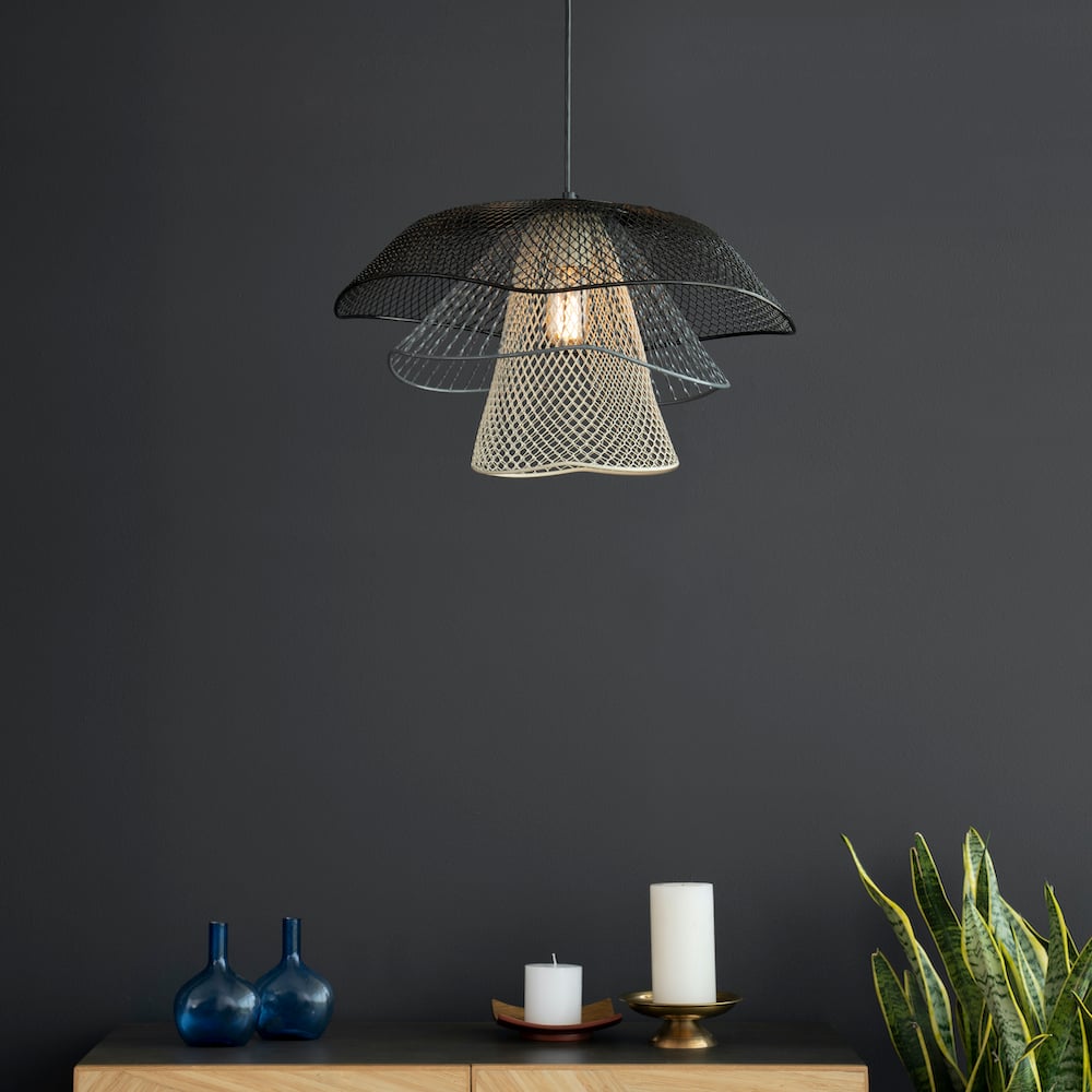 Mallawi Black Hanging Lamp