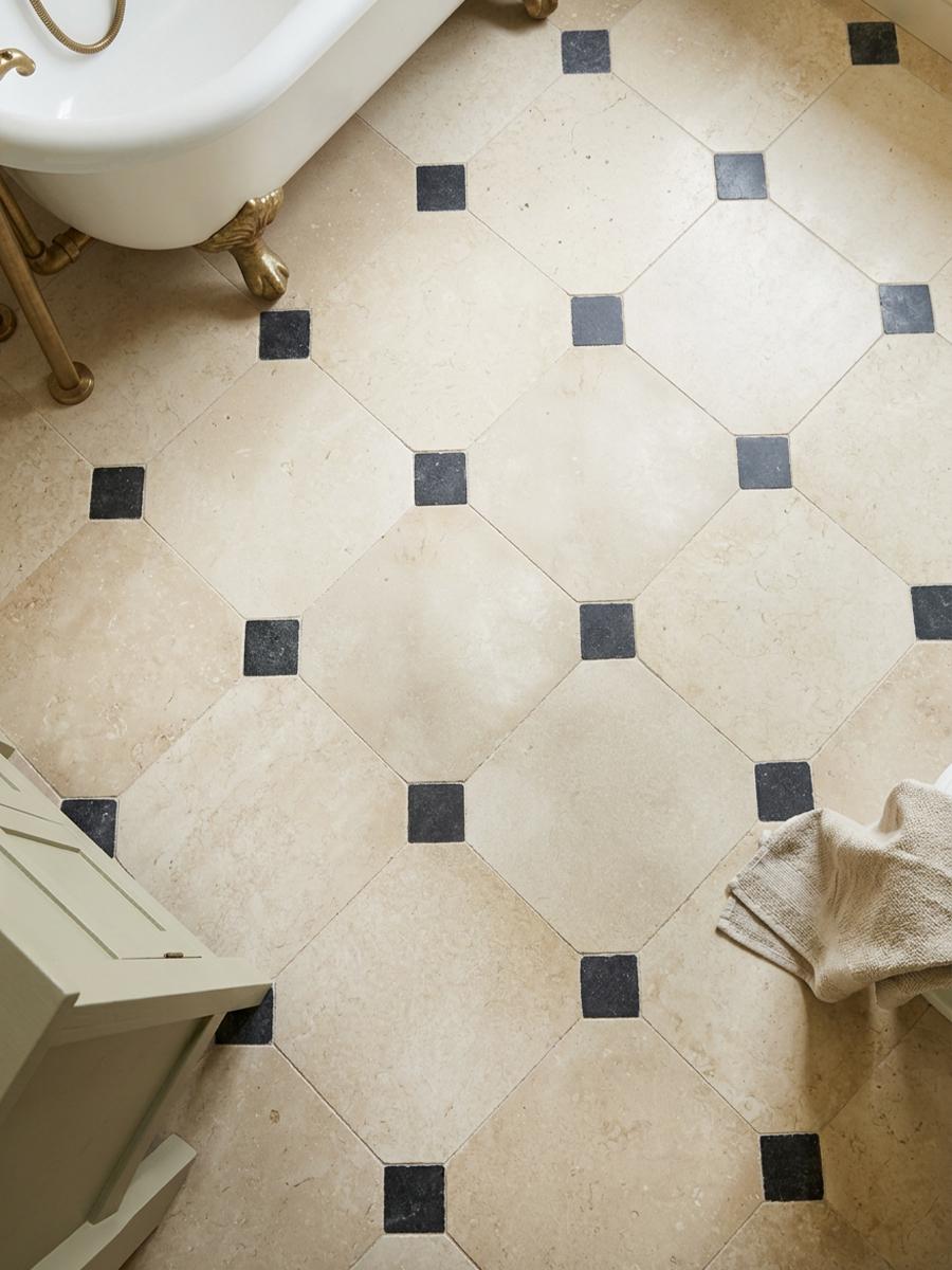 Naples Light Sandblasted And Honed Octagon Limestone - 500x500mm (With Inset)
