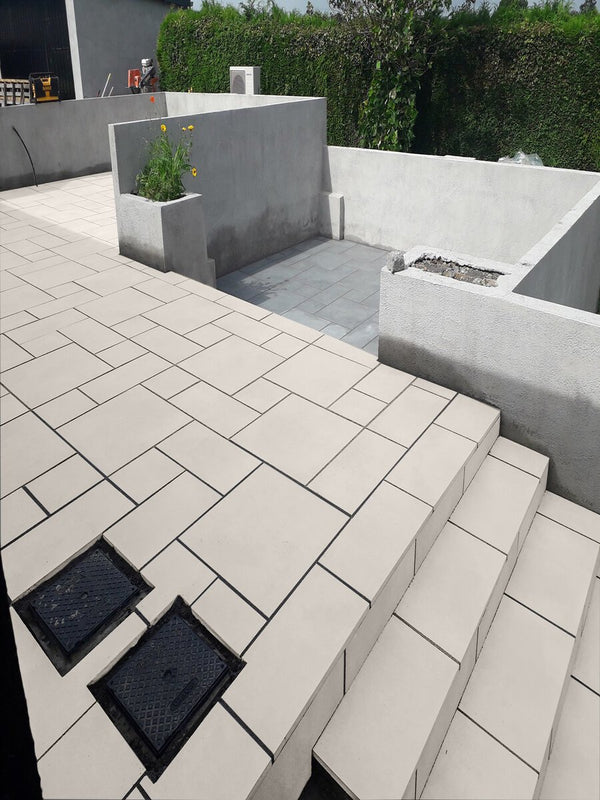 Eclipse Ivory Outdoor Porcelain Tiles - Mix Size Pack