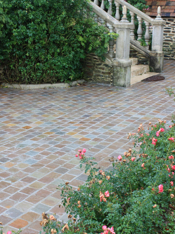 Mix Brown Antique Tumbled Natural Sandstone Setts - 100x100 Pack