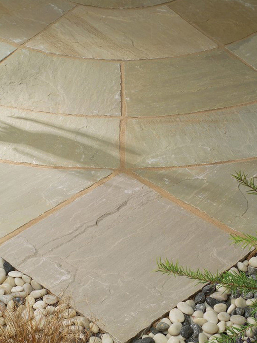 Raj Blend Indian Sandstone Circle Feature - 2.7m Diameter