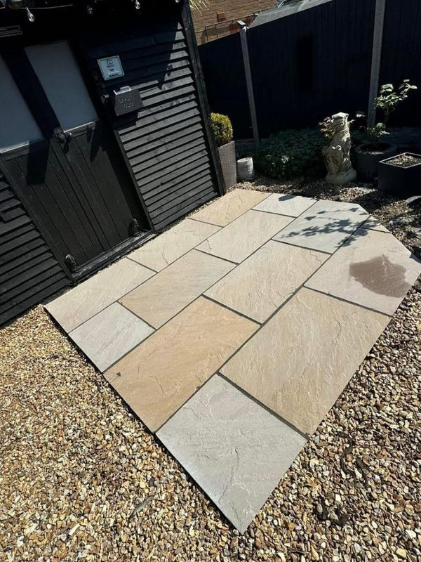 Raj Green Indian Sandstone Paving Slabs - 900x600 Pack