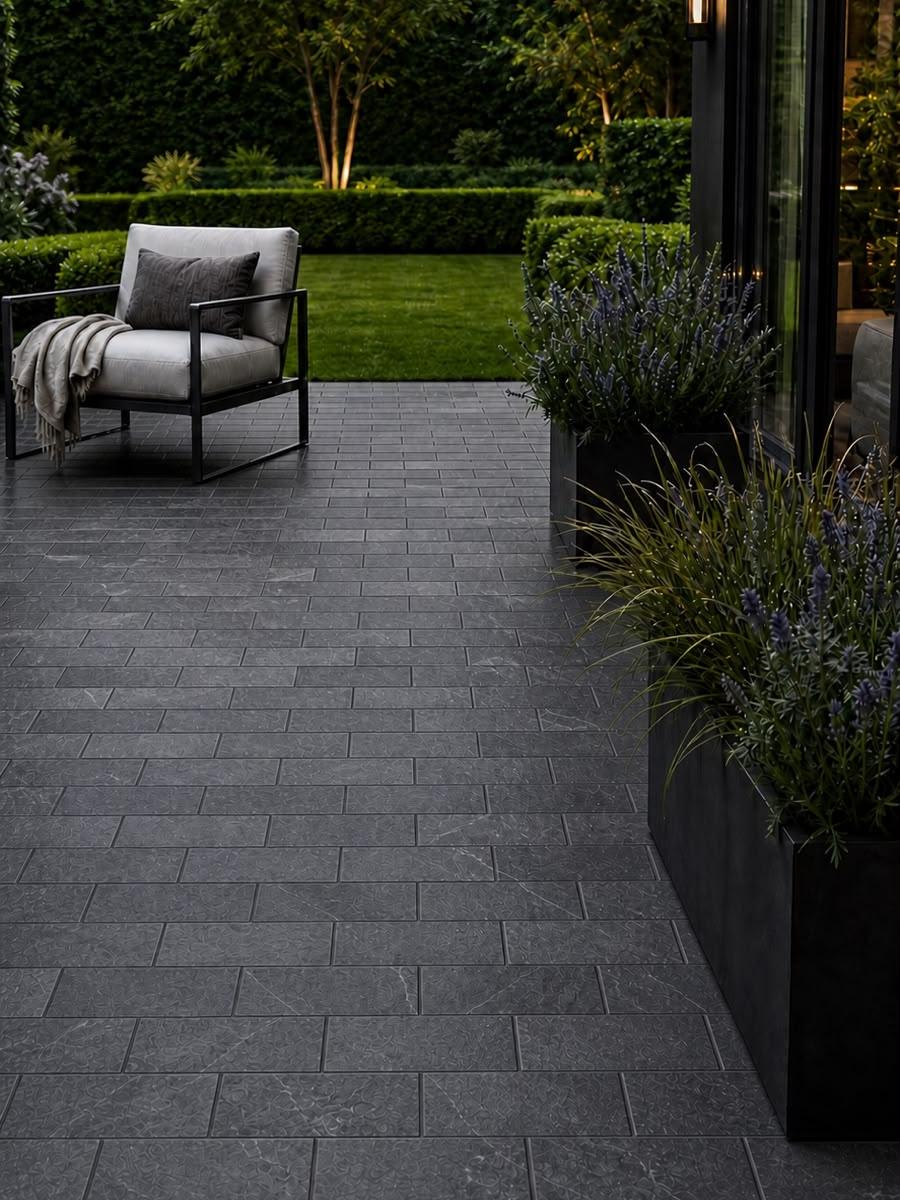 Roca Anthracite Outdoor Porcelain Cobble Setts - 200x100x20mm