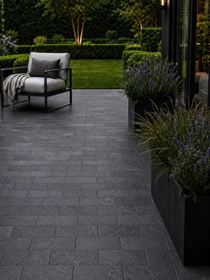 Roca Anthracite Outdoor Porcelain Cobble Setts - 200x100x20mm