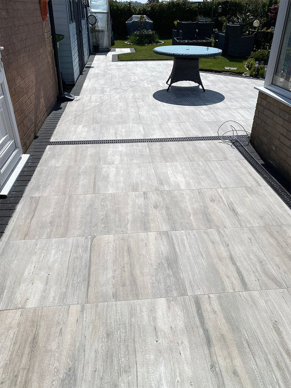 Rush Grey Wood Effect Outdoor Porcelain Paving Slabs - 595x595mm (Last Pack)