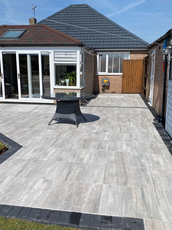 Rush Grey Wood Effect Outdoor Porcelain Paving Slabs - 595x595mm (Last Pack)