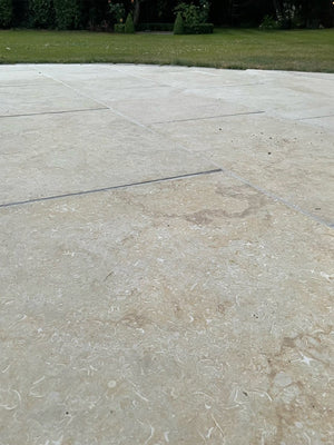 Sahara Beige Tumbled Limestone Paving Slabs - 900x600mm
