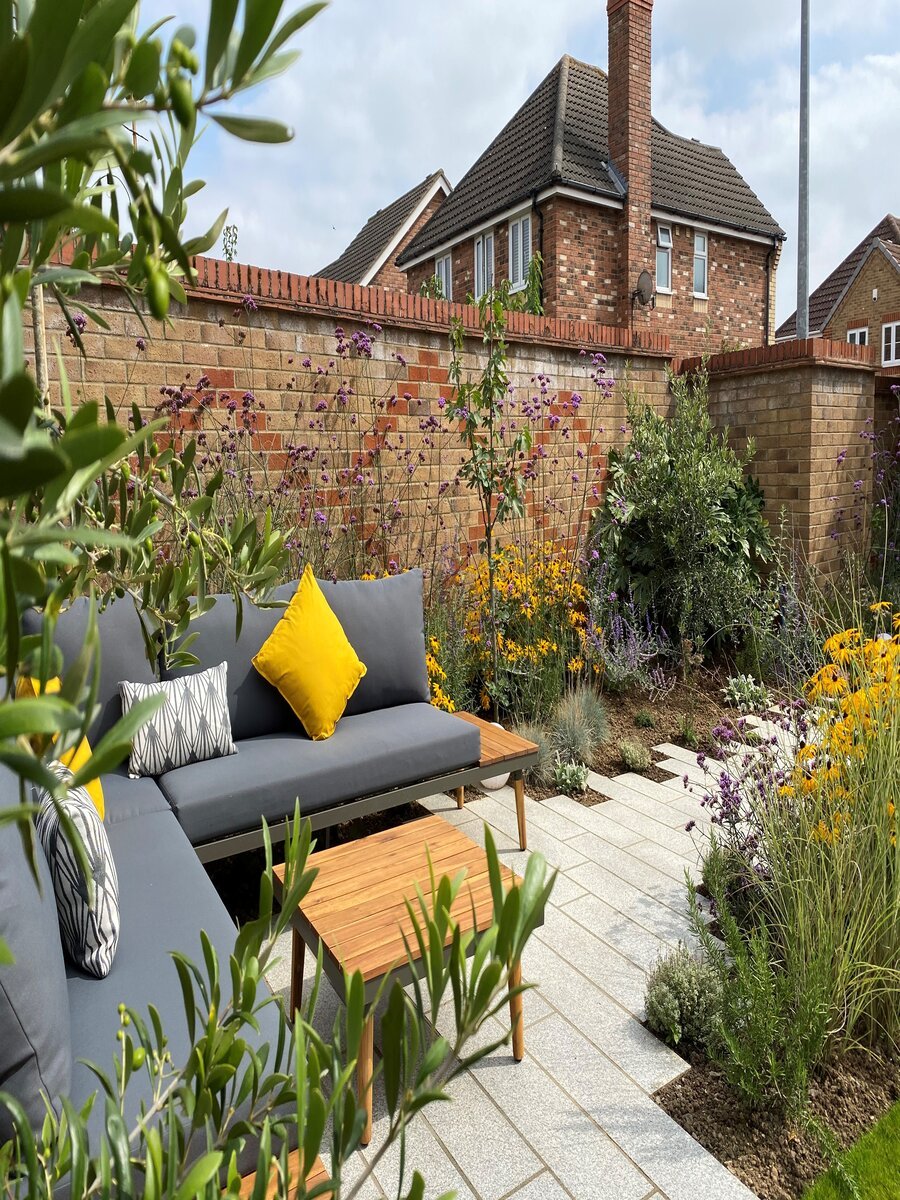 Silver Grey Granite Paving Slabs - 900x200x20mm