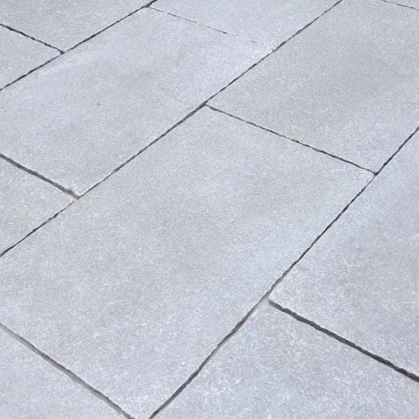 Silver Grey Tandur Limestone Paving -900x600 Pack