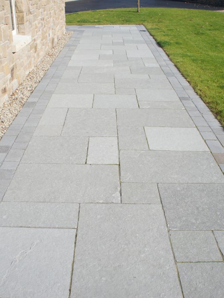 Silver Grey Tandur Limestone Paving - Mix Size Patio Pack
