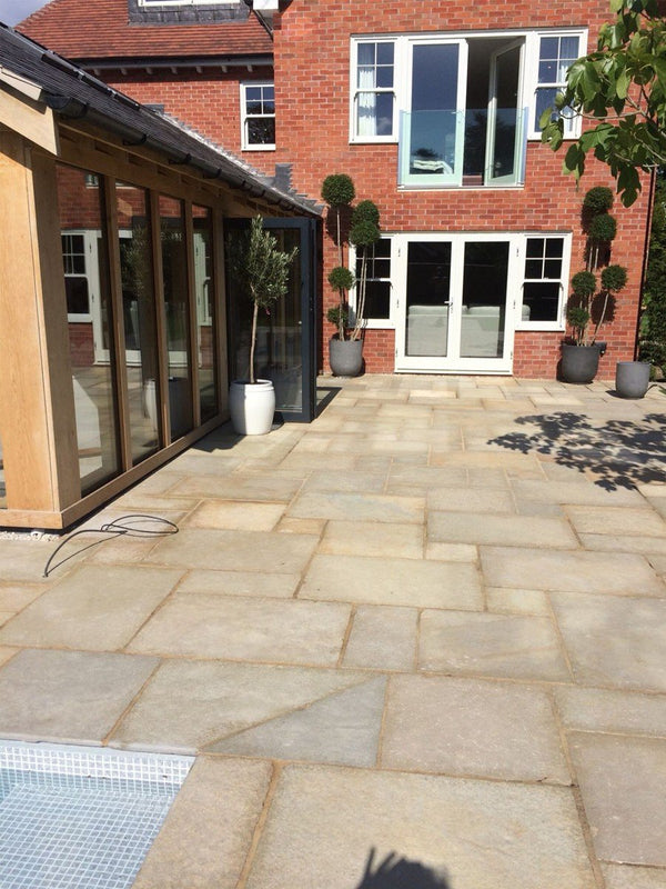 Tandur Yellow Limestone Paving Slabs - Mix Size Patio Pack