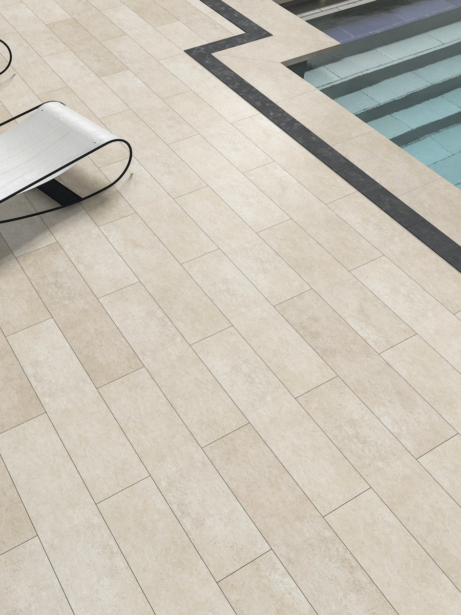 Beige Smooth and Sawn Sandstone Paving - 900x200 Pack
