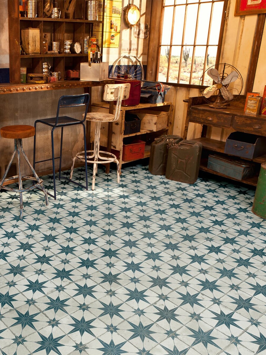 Estrella Blue Star Pattern Tile - 450x450x9.5mm