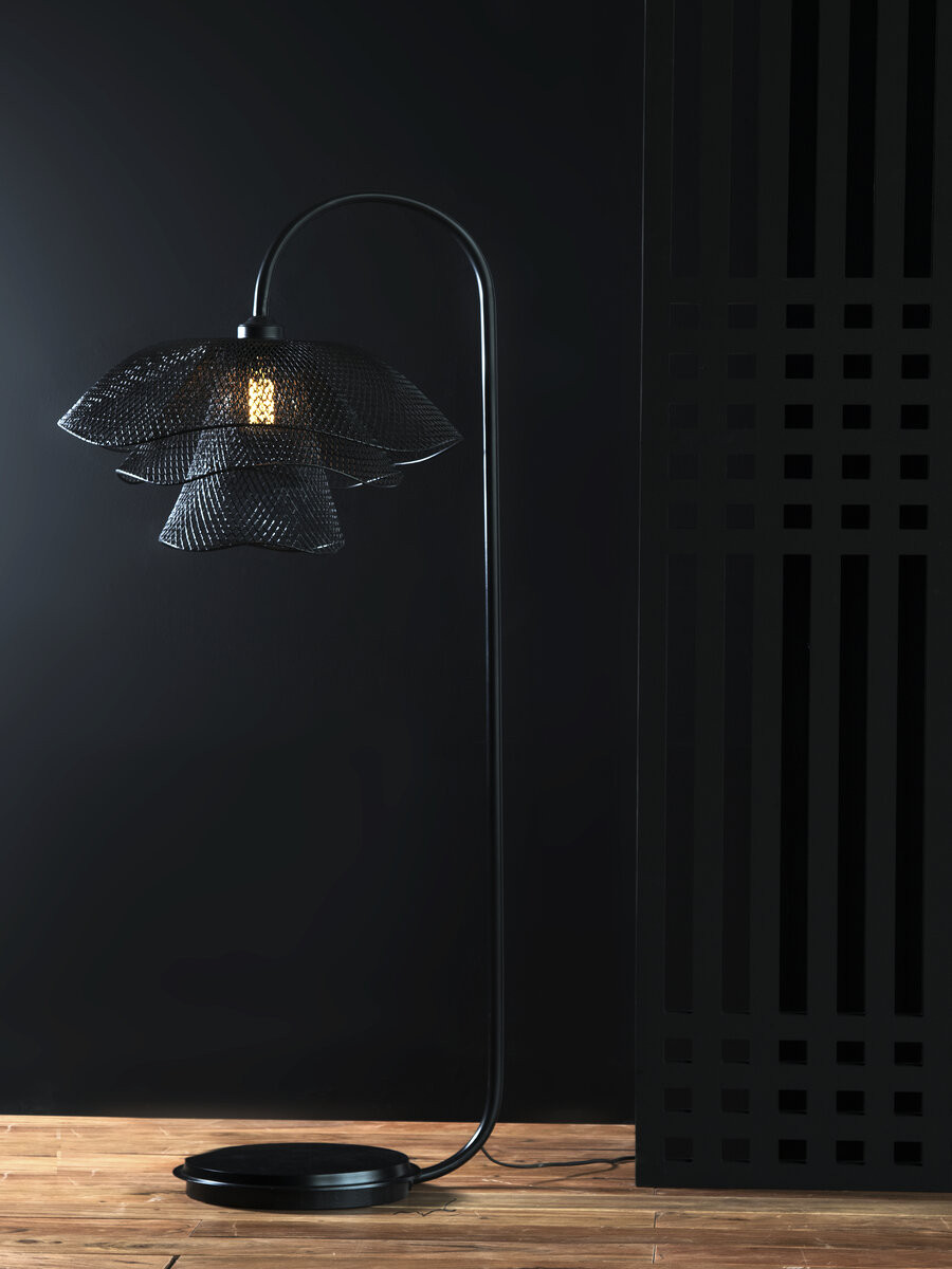 Mallawi Black Floor Lamp